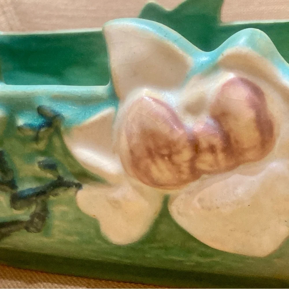 Vintage Art Console Roseville Magnolia Pottery. Handled rectangular Green/Pink. - Picture 8 of 12